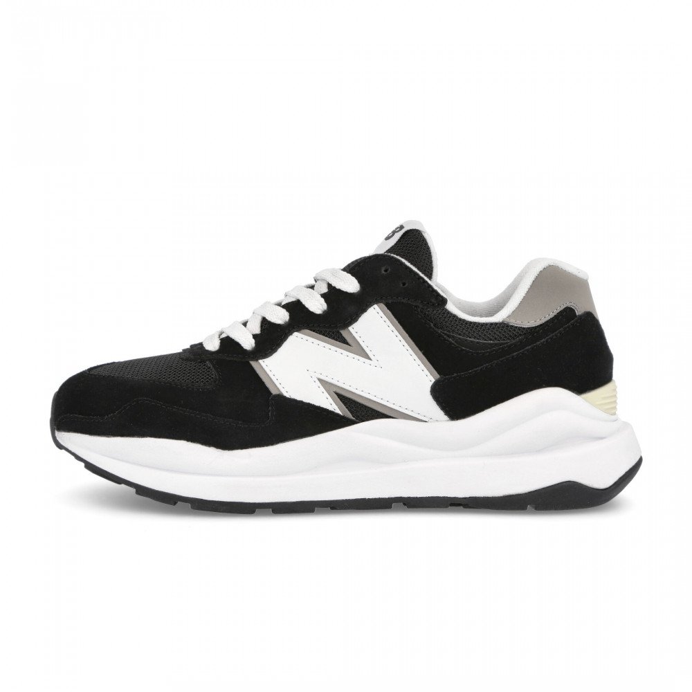 New Balance 57/40 / White / Black / M5740CB sneakshero