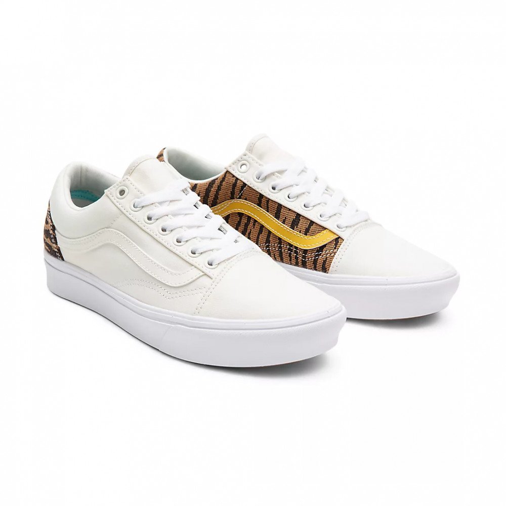Vans Le Tigre Comfycush Old Skool / Weiß / VN0A3WMA4BS | sneakshero