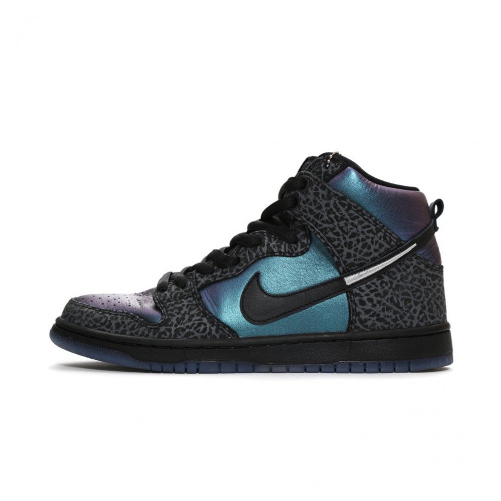 nike dunk hornet