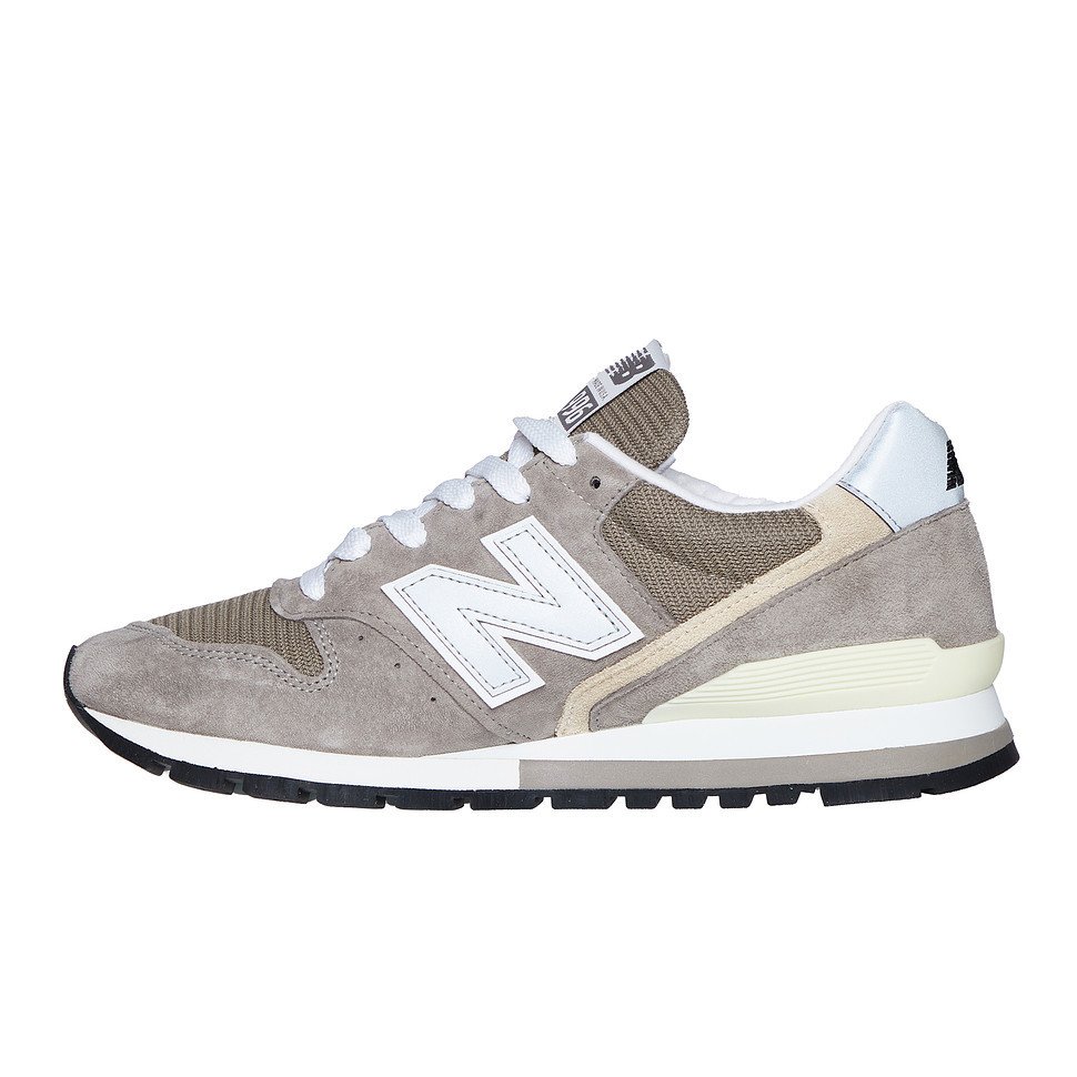 New Balance 996 in Deiner Größe finden und Preise vergleichen