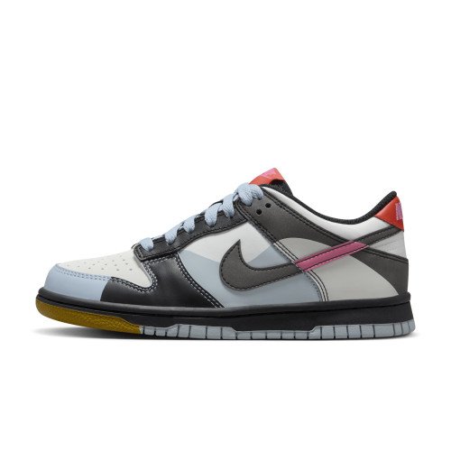 Nike Nike Dunk Low SE (FJ2686-100) [1]