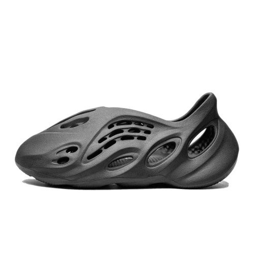 adidas Originals Yeezy Foam Runner "Onyx" (HP8739) [1]
