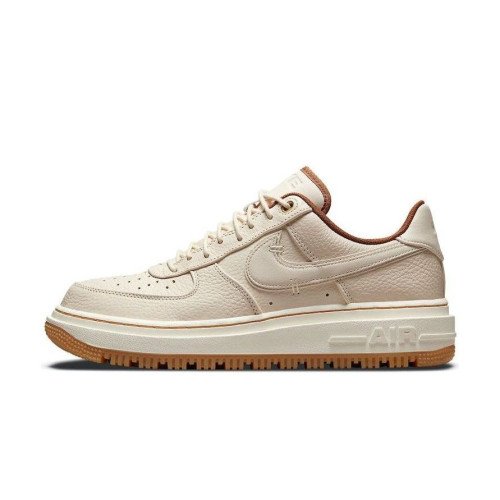 Nike Air Force 1 Luxe (DB4109-200) [1]
