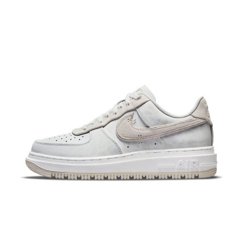 Nike Air Force 1 Luxe "Summit White" (DD9605-100) [1]