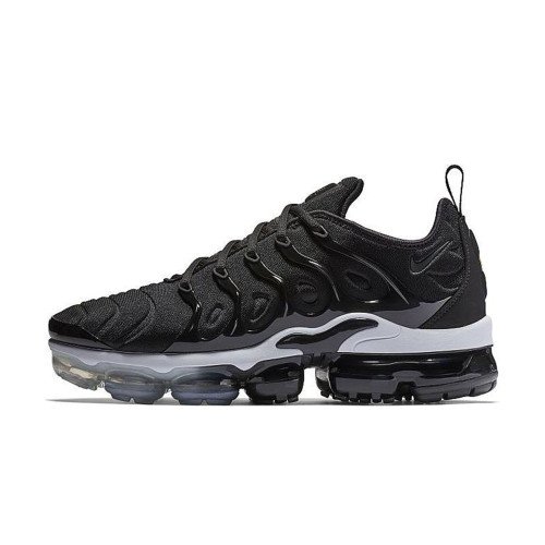 Nike Air VaporMax Plus (924453-010) [1]