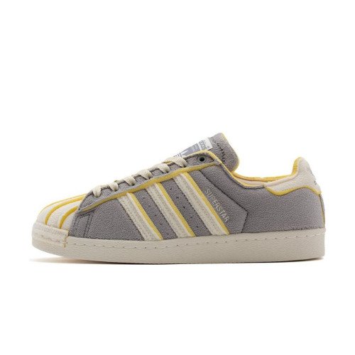 adidas Originals Cozy Superstar (HP7716) [1]