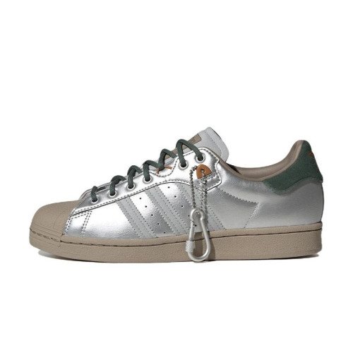 adidas Originals Superstar adilicious 'YANWAI' (HP2361) [1]