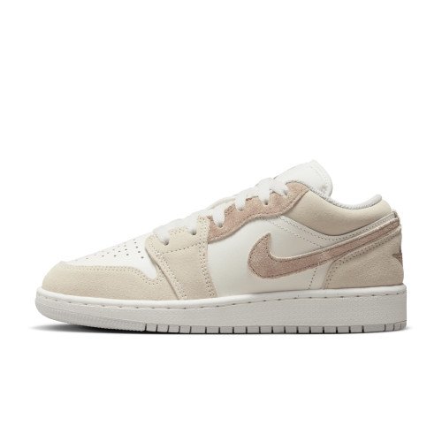 Nike Jordan Air Jordan 1 Low SE (HF1863-200) [1]