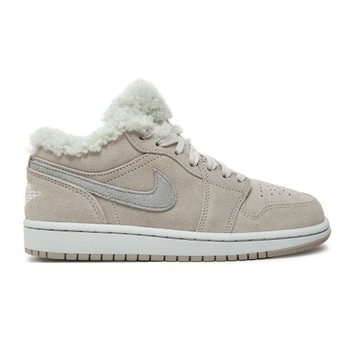 Nike Jordan Air Jordan 1 Low SE Sherpa Fleece (DO0750-002) [1]