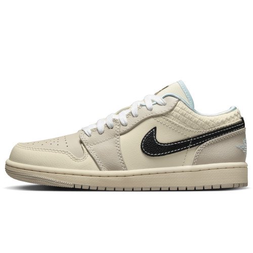 Nike Jordan Air Jordan 1 Low SE (HQ3440-101) [1]