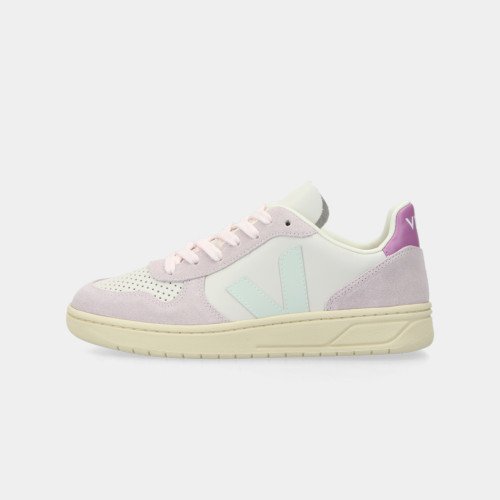 Veja V-10 Leather (VX0203476) [1]