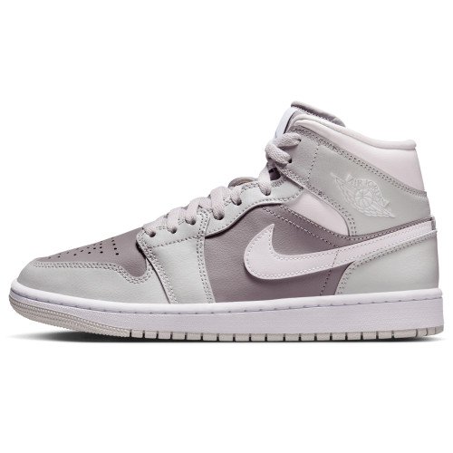 Nike Jordan Air Jordan 1 Mid (BQ6472-008) [1]