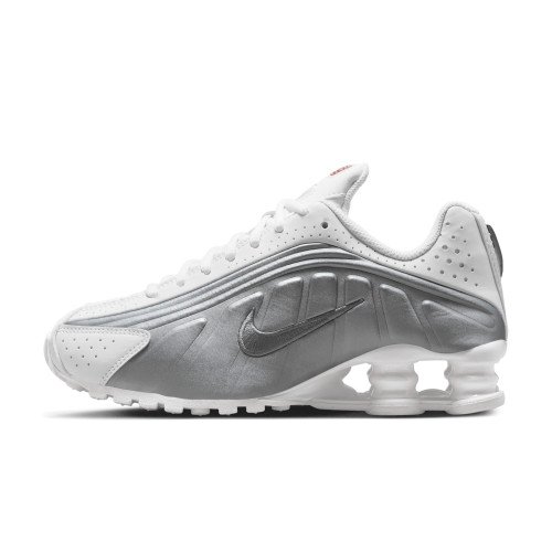 Nike Shox R4 (CW2626-101) [1]