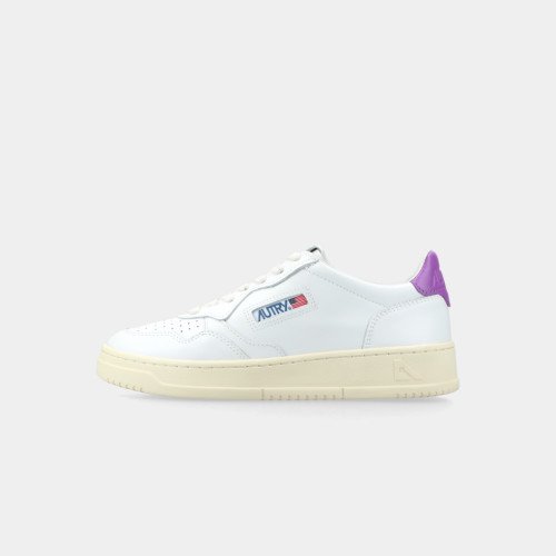 Autry Medalist Low W (AULWLL08) [1]