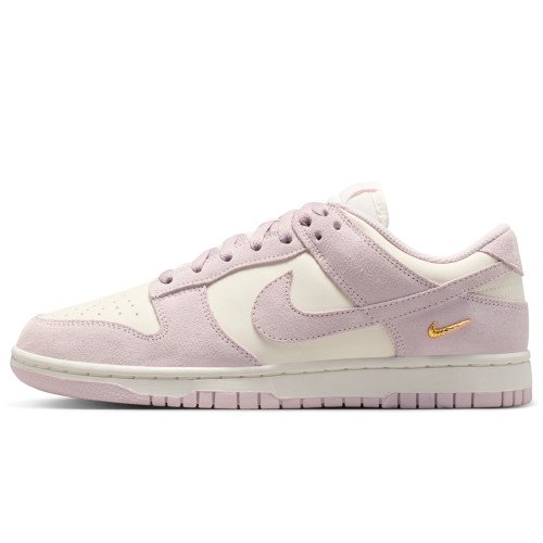 Nike Dunk Low (IO4244-100) [1]