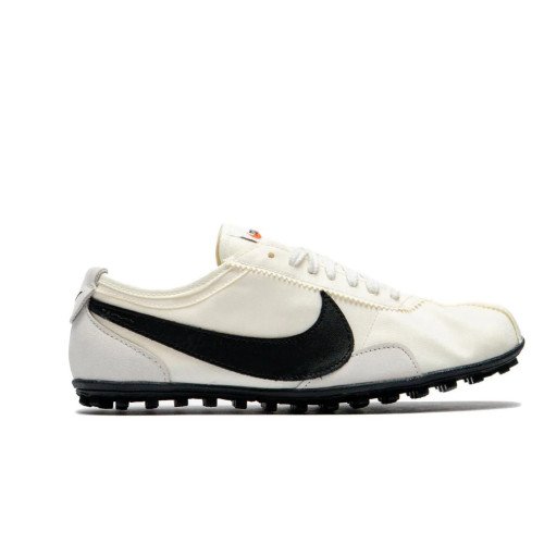 Nike WMNS Moon Shoe OG SP (II0407-001) [1]