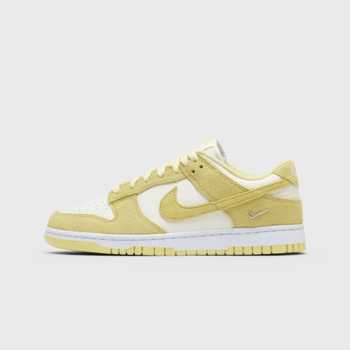 Nike Wmns Dunk Low (IO4244-104) [1]
