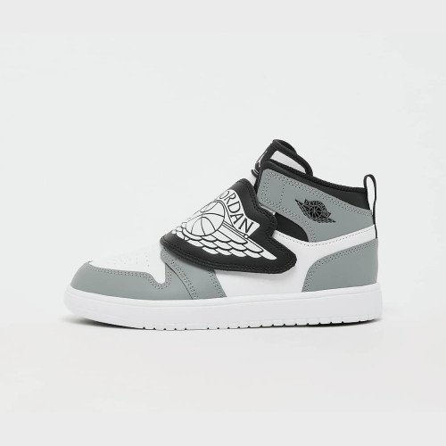 Nike Jordan Sky Jordan 1 (PS) (BQ7197102) [1]