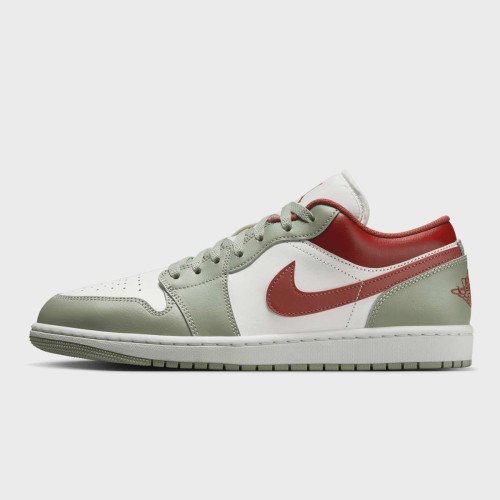 Nike Jordan Air Jordan 1 Low (553558133) [1]