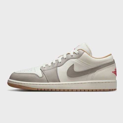 Nike Jordan Air Jordan 1 Low (553558169) [1]