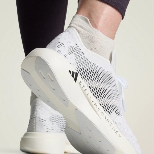 adidas Originals adidas by Stella McCartney ADIZERO EVO SL (KI6774) [1]