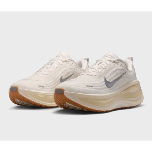 Nike Vomero Plus Ess (IM8336-100) [1]