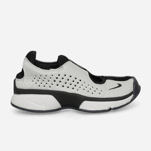 Nike Women s Rift 2 Sandals Metallic Silver / Black / Grey (IQ8006-003) [1]