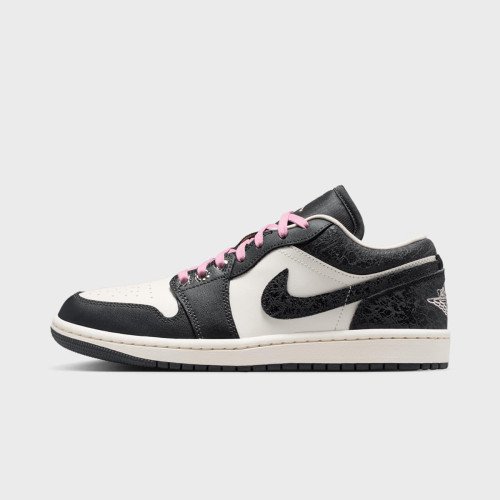 Nike Jordan Air Jordan 1 Low SE (II0595001) [1]