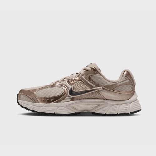 Nike V5 RNR PRM sanddrift/off noir-blur-lt orewood brn (IO8436101) [1]