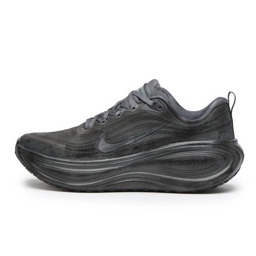Nike Vomero Plus (IU5067-068) [1]