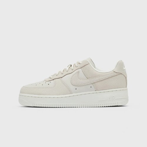 Nike Wmns Air Force 1 '07 SE (IQ0135-100) [1]