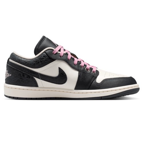 Nike Jordan Air Jordan 1 Low SE (II0595-001) [1]