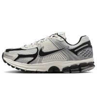 Nike Zoom Vomero 5 (HQ1182-001)