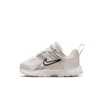 Nike V5 RNR (HQ6413-102)