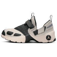 Nike Jordan Trunner LX (HQ2164-102)