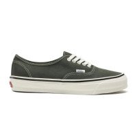Vans Premium Authentic (VN000EBNKEL)