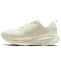 Nike Vomero 18 (HM6804-110)