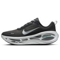 Nike Vomero Plus (IM6011-060)