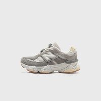 New Balance 9060 (IV9060AB)