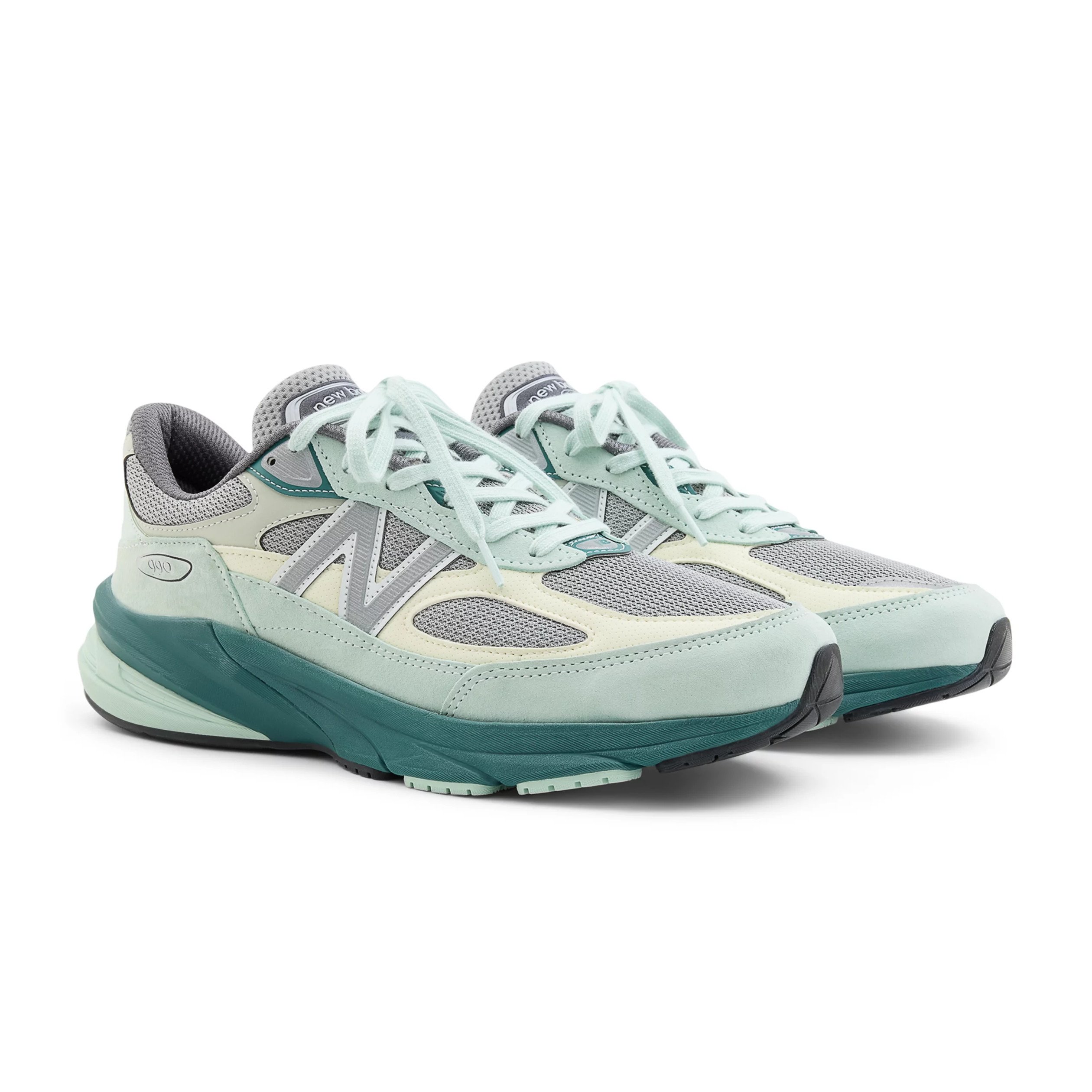 New Balance Made in USA 990v6 (U990GT6)