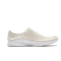 Nike WMNS Air Superfly Moc (HV8628-100)