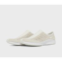 Nike WMNS Air Superfly Moc (HV8628-100)