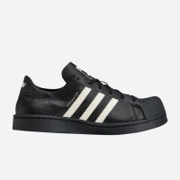 adidas Originals Women s Avavav Superstar (KI0733)