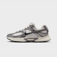 Nike V5 RNR (GS) (HQ6411003)