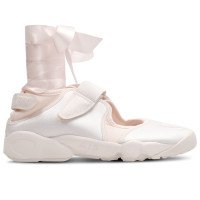 Nike Wmns Air Rift SE (HQ3761-640)