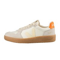 Veja V-82 Leather (VE3321698A)