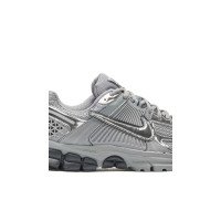 Nike WMNS Zoom Vomero 5 (IV4311-003)